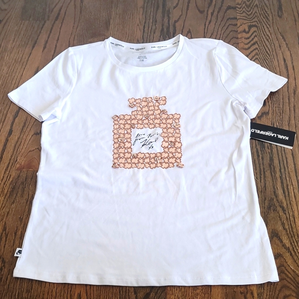 Nwt Karl Lagerfeld t shirt S white buff Parfum bottle flower rhinestones 3d